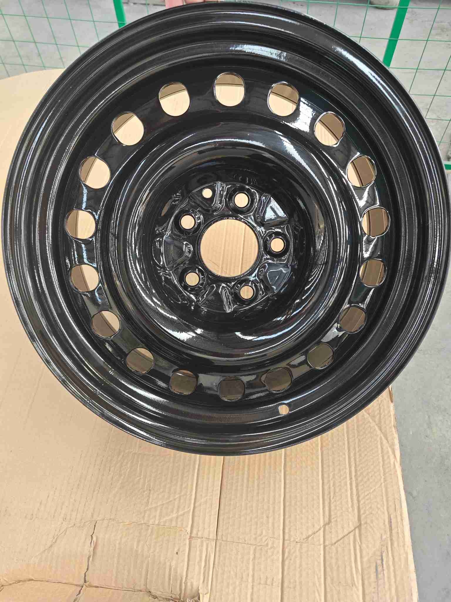 17*7 Pcd 5-114.3 CB64/67 ET40-50